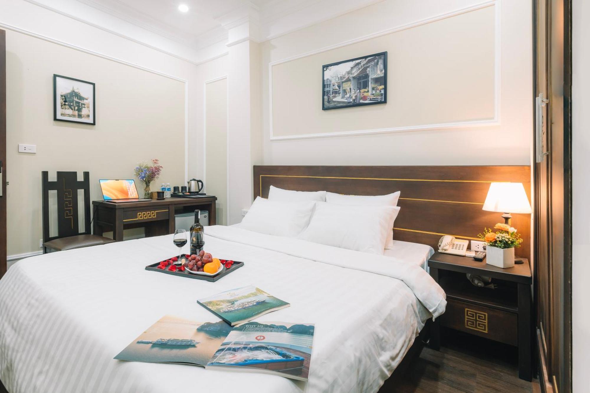 Ha Noi Lake View Hotel & Travel Hanoi Kültér fotó